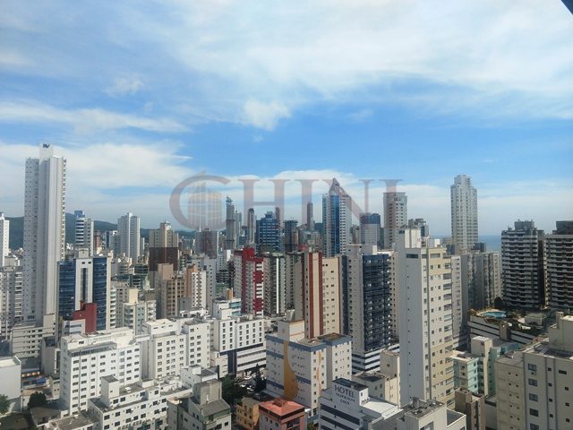 Apartamento 2 quartos para Venda no bairro Centro em Balneário Camboriú
