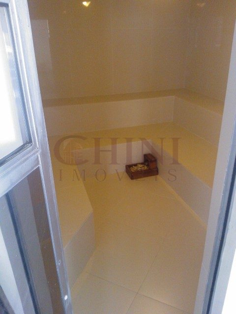 Apartamento 2 quartos para Locação Anual no bairro Centro em Balneário Camboriú
