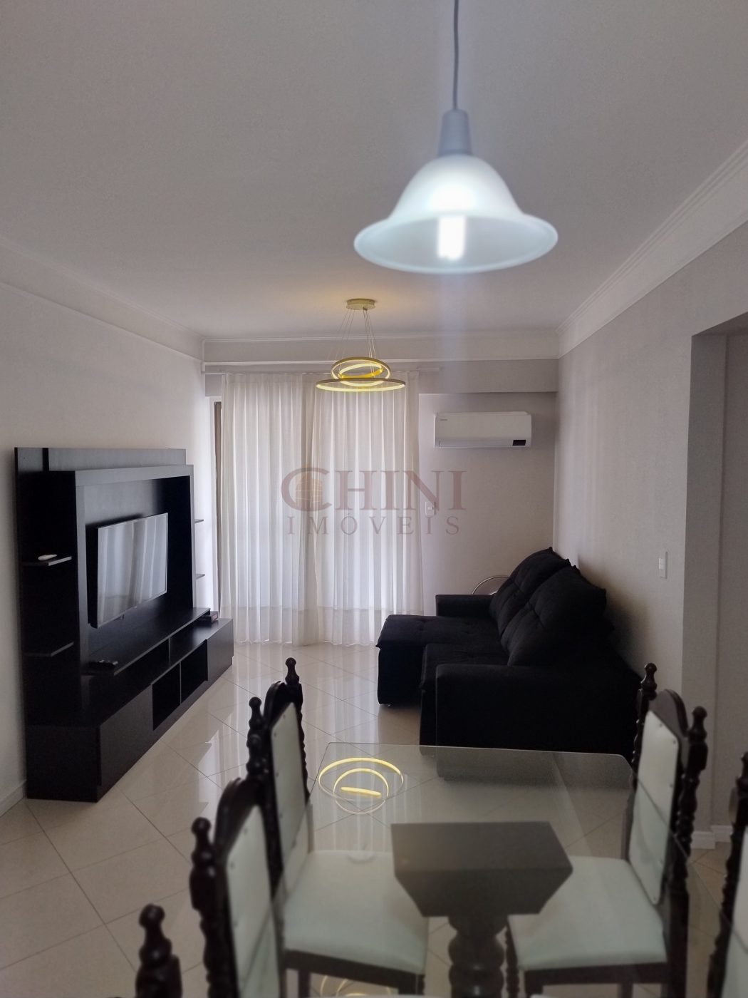 Apartamento 2 quartos para Locação Anual no bairro Centro em Balneário Camboriú